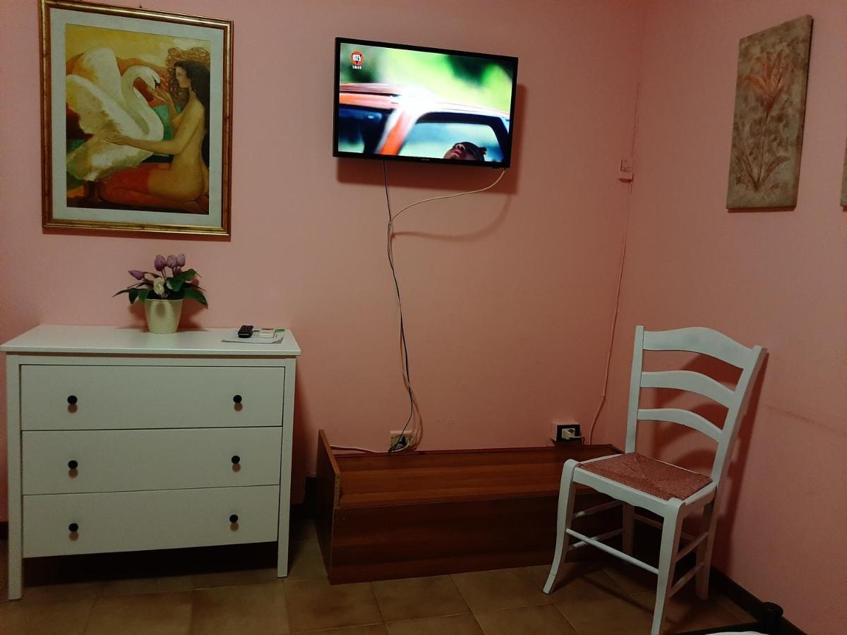 Bed and Breakfast San Nicolo House Aci Catena Exterior foto