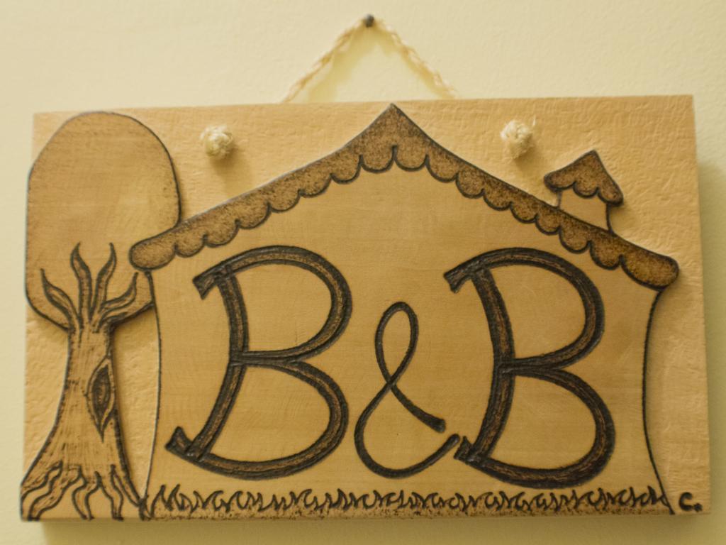 Bed and Breakfast San Nicolo House Aci Catena Exterior foto